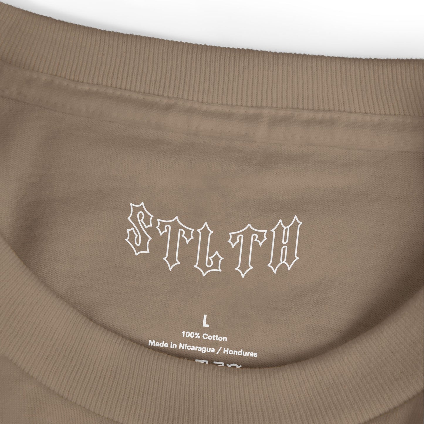 Vibrant "GRT8FUL " TEE